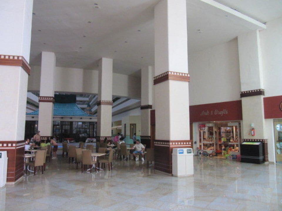 Lobby Seadust Cancun Family Resort