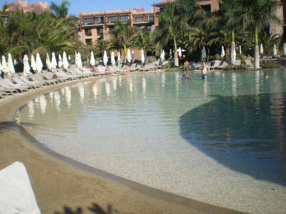 Einer der verschiedenen Pools - unser Favorit Lopesan Baobab Resort