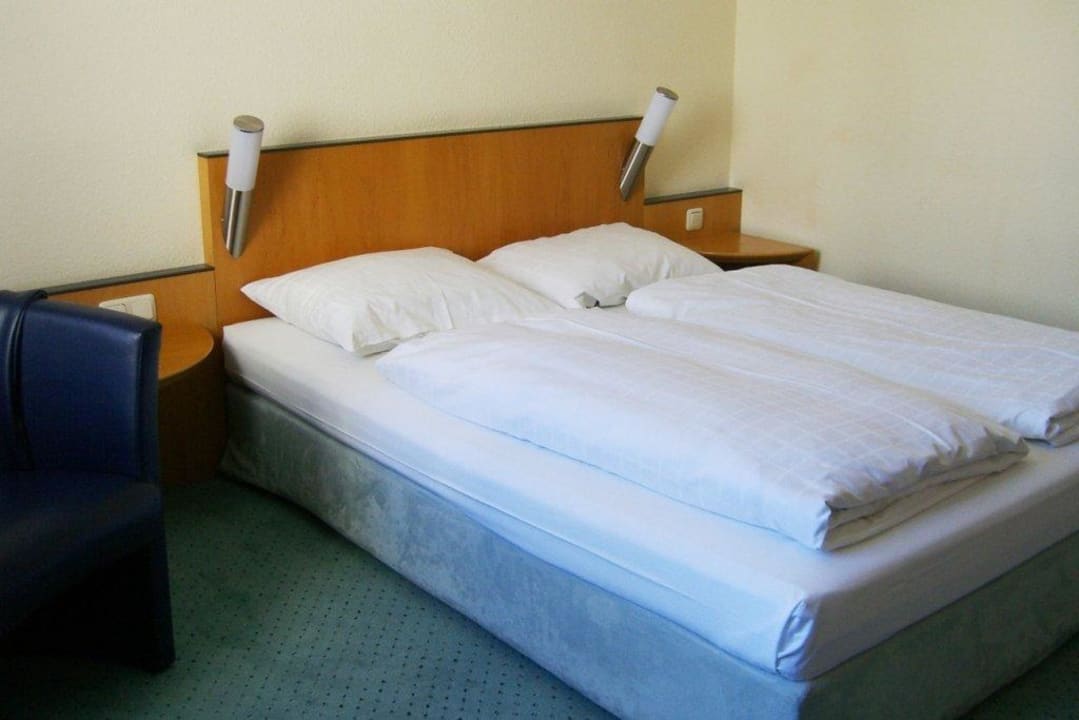 Französisches Doppelbett (1,60 m) Grand Hostel Berlin Urban
