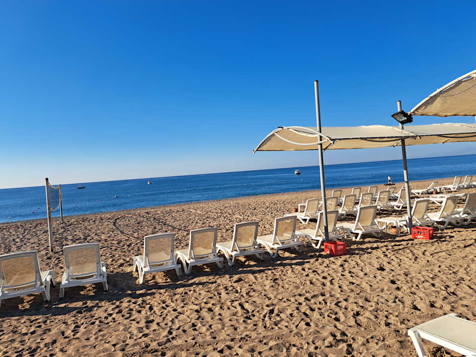 Strand J'adore Deluxe Hotel & Spa