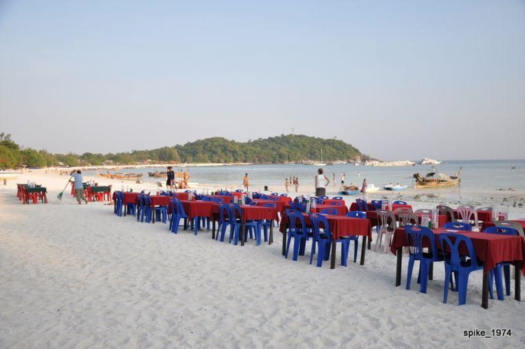 Daya Resort Seafoof Barbeque Bundhaya Resort