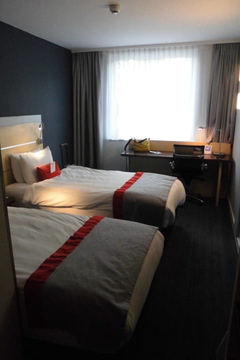 Zimmer Holiday Inn Express Berlin City Center