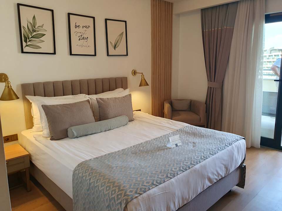 Zimmer Miramare Queen Hotel