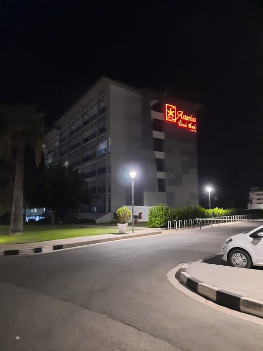 Außenansicht Asterias Beach