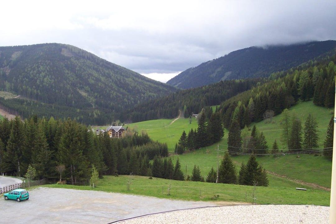 Blick vom Balkon Almwellness Hotel Pierer