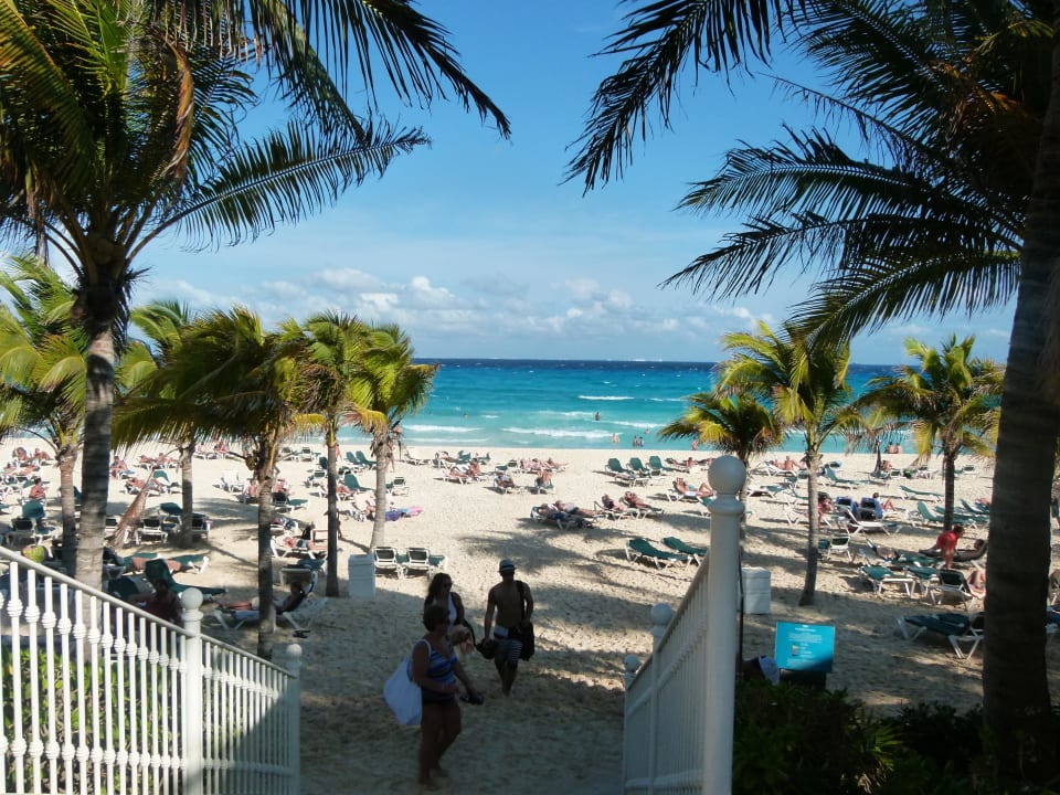 Treppe zum Strand Hotel Riu Yucatan