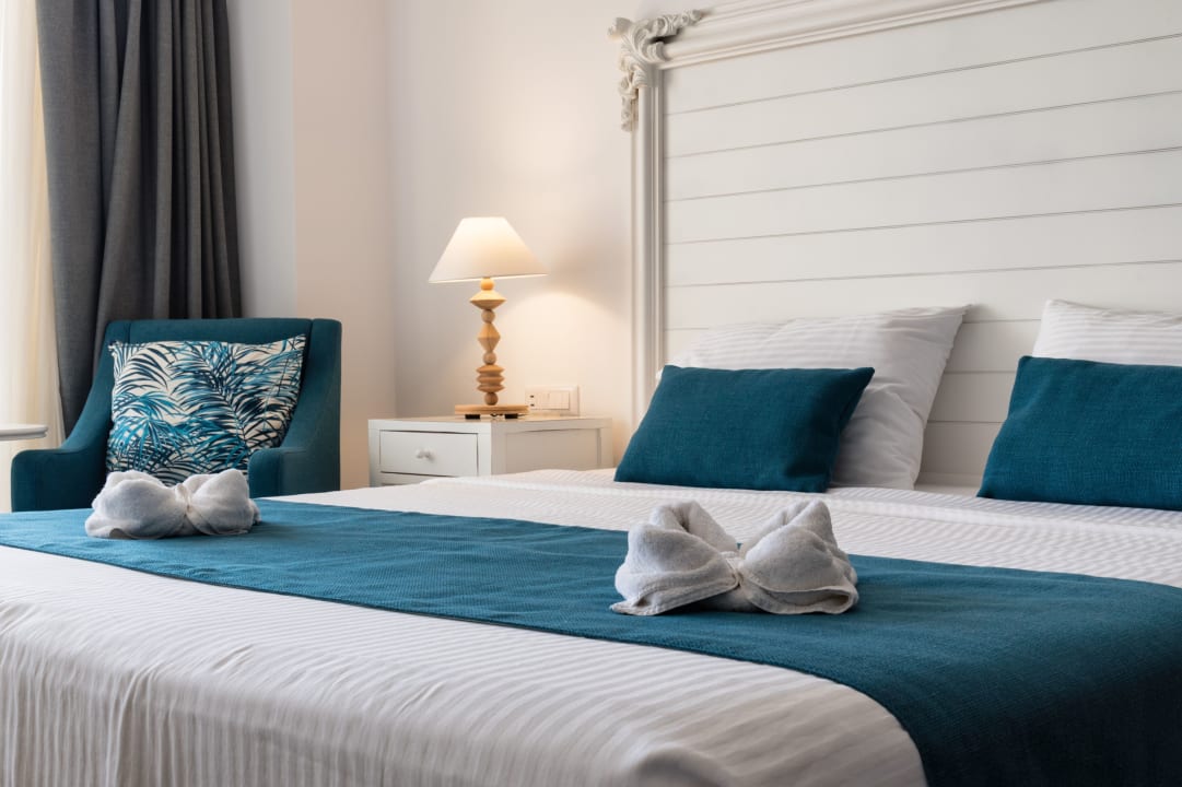 Zimmer Tylissos Beach Hotel