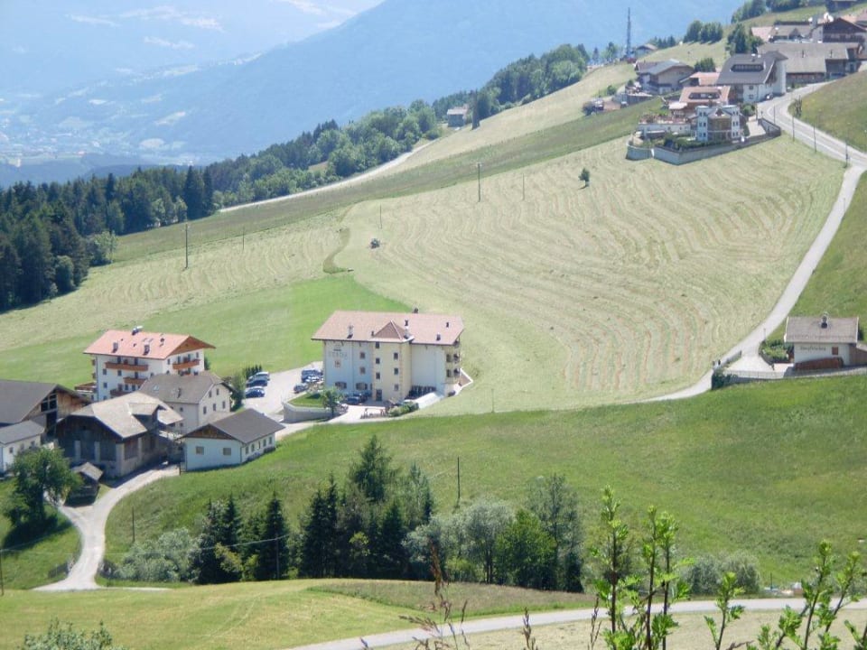 Hotel Edelweiss in ruhigen und idyllischen Lage Hotel Edelweiss