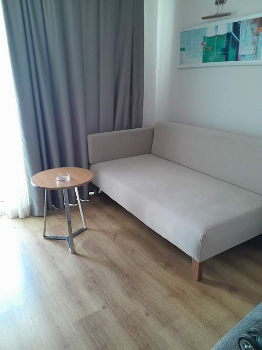 Zimmer Sherwood Exclusive Lara