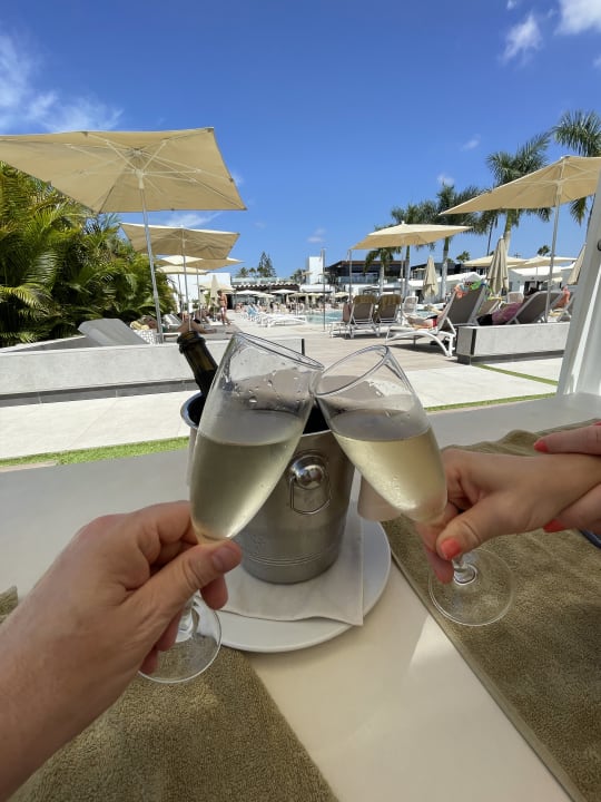 Gastro Club Maspalomas Suites & SPA