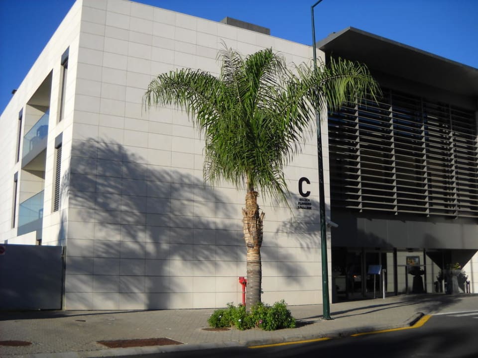 Block C Hotel Golden Residence