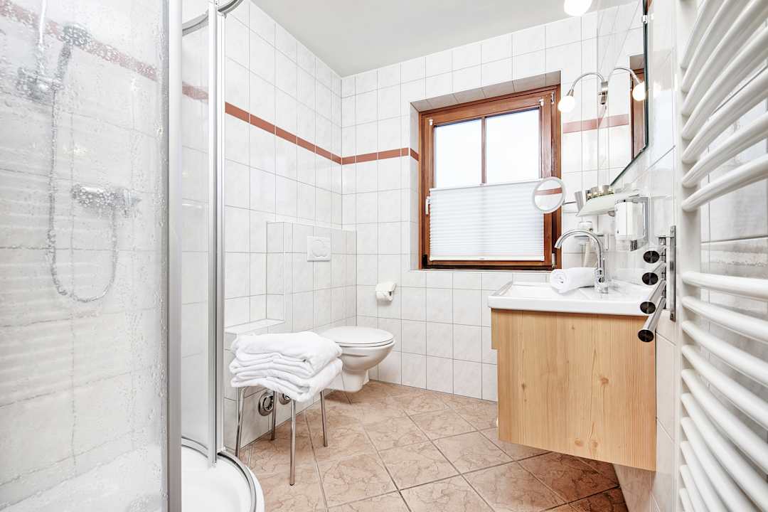 Zimmer 24 Chalet Bad Kleinkirchheim