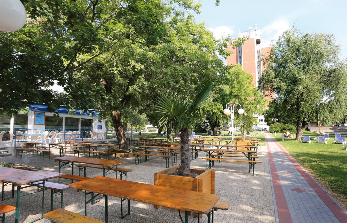 Garten Danubius Hotel Marina