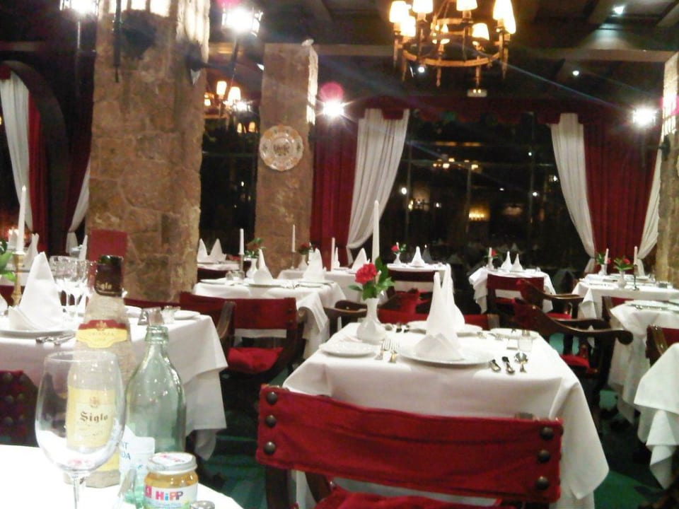 Restaurant - Haupthaus (Rittersaal) Bon Sol Resort & Spa