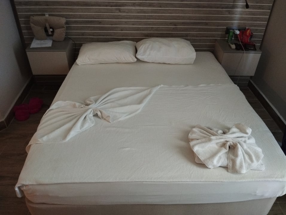 Zimmer Side Square Hotel