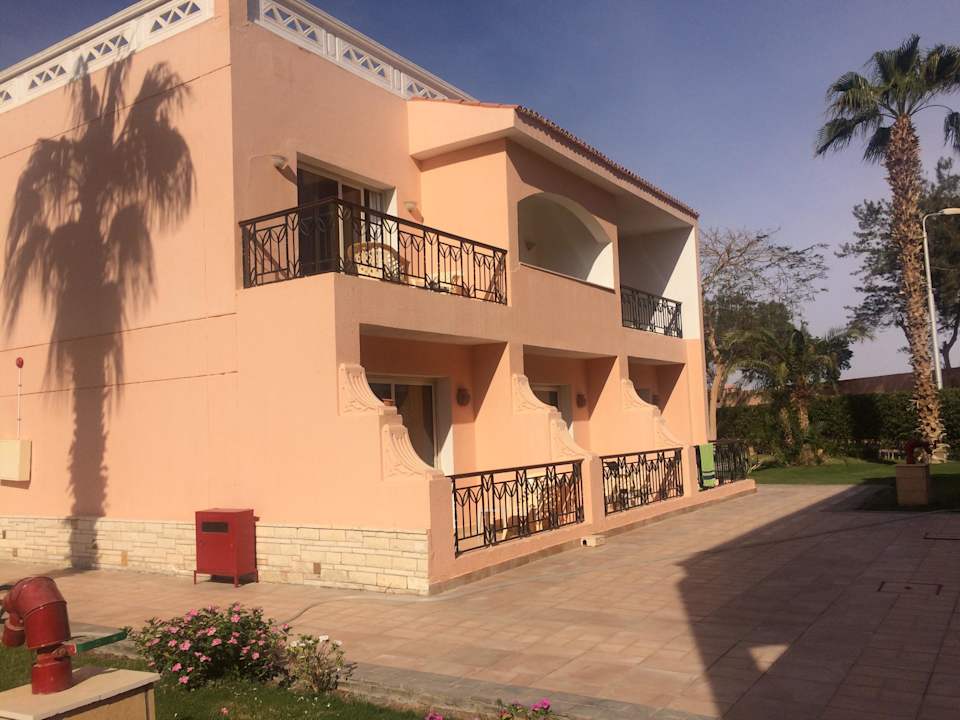 Bungalow Beach Albatros Resort