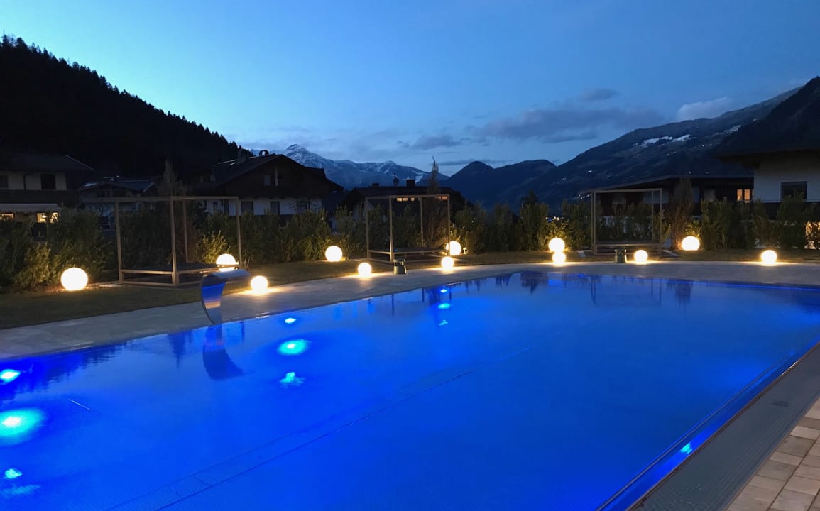 Pool Platzlhof - Mein Hotel im Zillertal