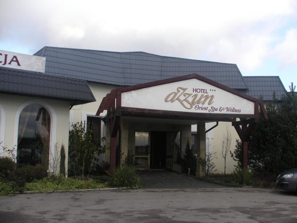 Wejście do hotelu Hotel Azzun Orient SPA & Wellness