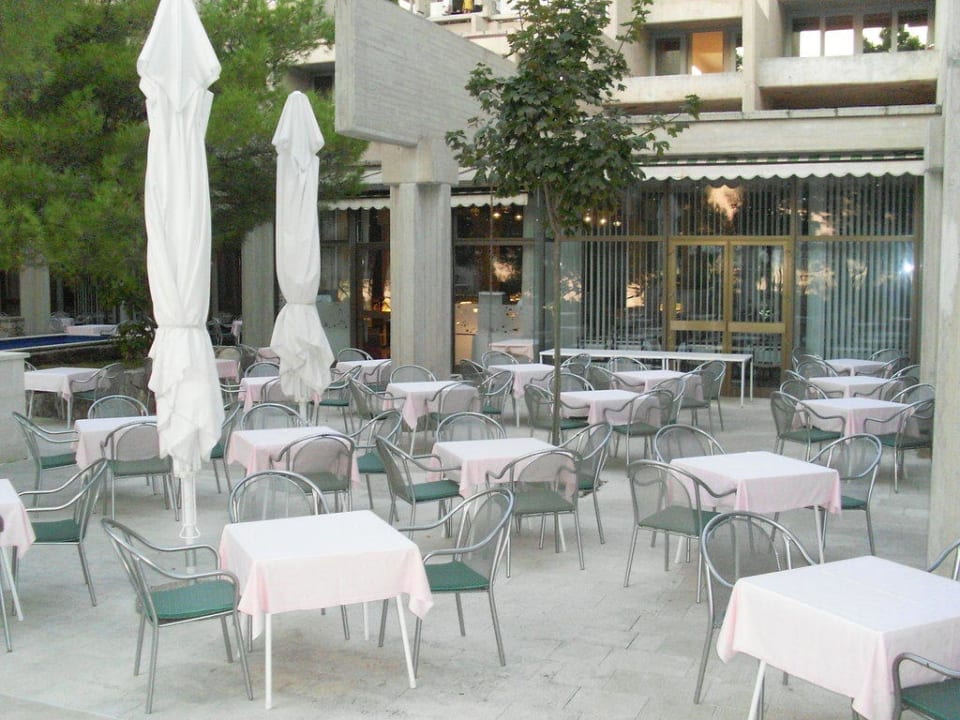 Terrasse zum Frühstücken Bluesun Hotel Soline