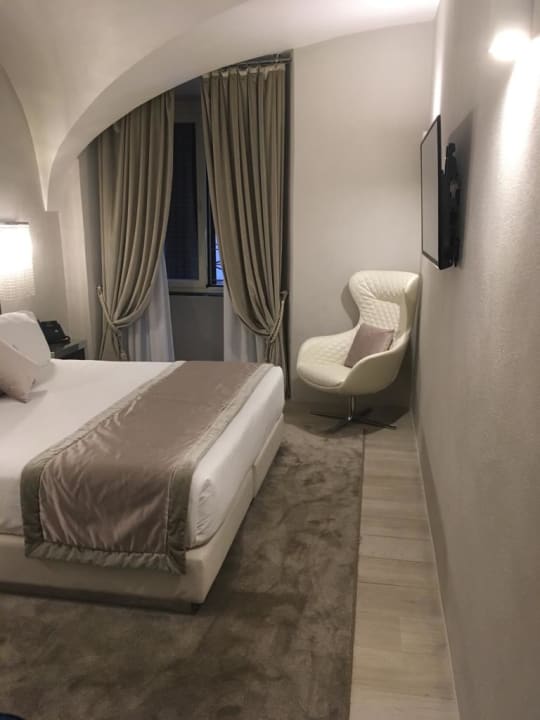 Zimmer Sun Suite Luxury Pantheon