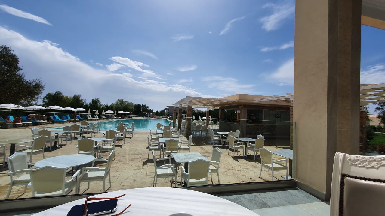 Gastro Sandy Villas Resort