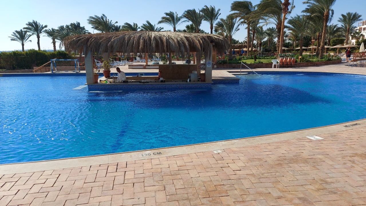 Pool Fort Arabesque Resort, Spa & Villas