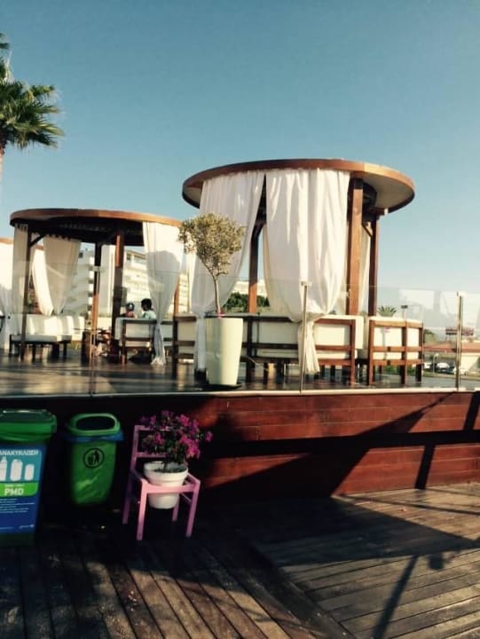 Bar mit Aussichtslounge Napa Mermaid Hotel & Suites