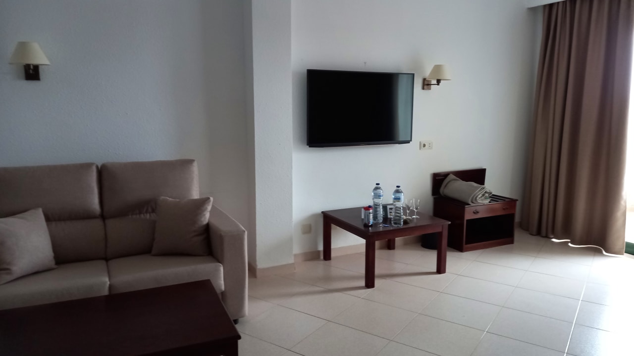 Zimmer Valentin Son Bou