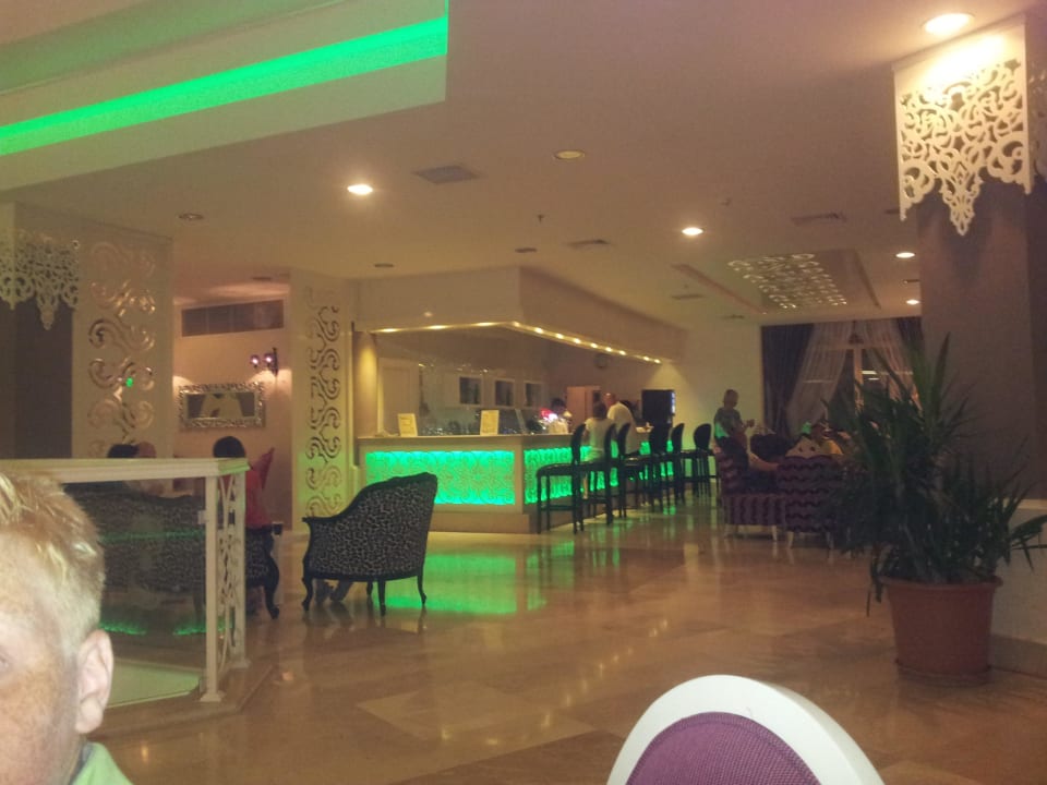 Lobbybar Serenis Hotel