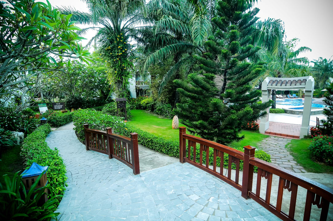 Gartenanlage Palm Garden Beach Resort & Spa