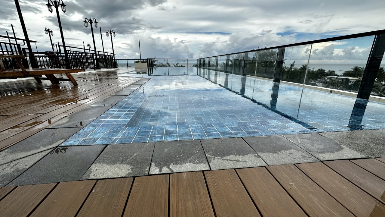 Pool Feliz Hotel Boracay