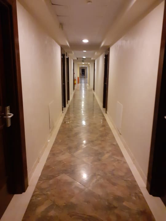 Zimmer Sandy Beach Resort
