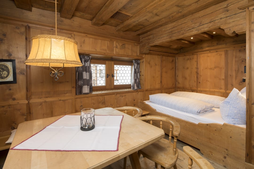 Zimmer Angerer Alpine Suiten und Familienappartements Tirol