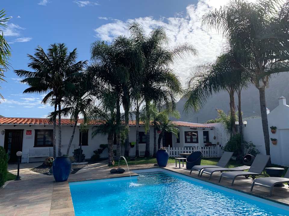 Pool Alojamientos El Tejado