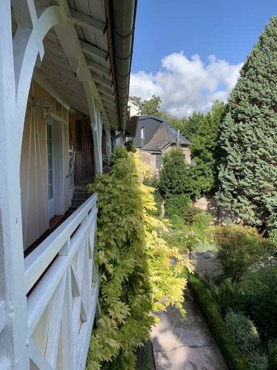 Ausblick Auberge Du Clos Normand
