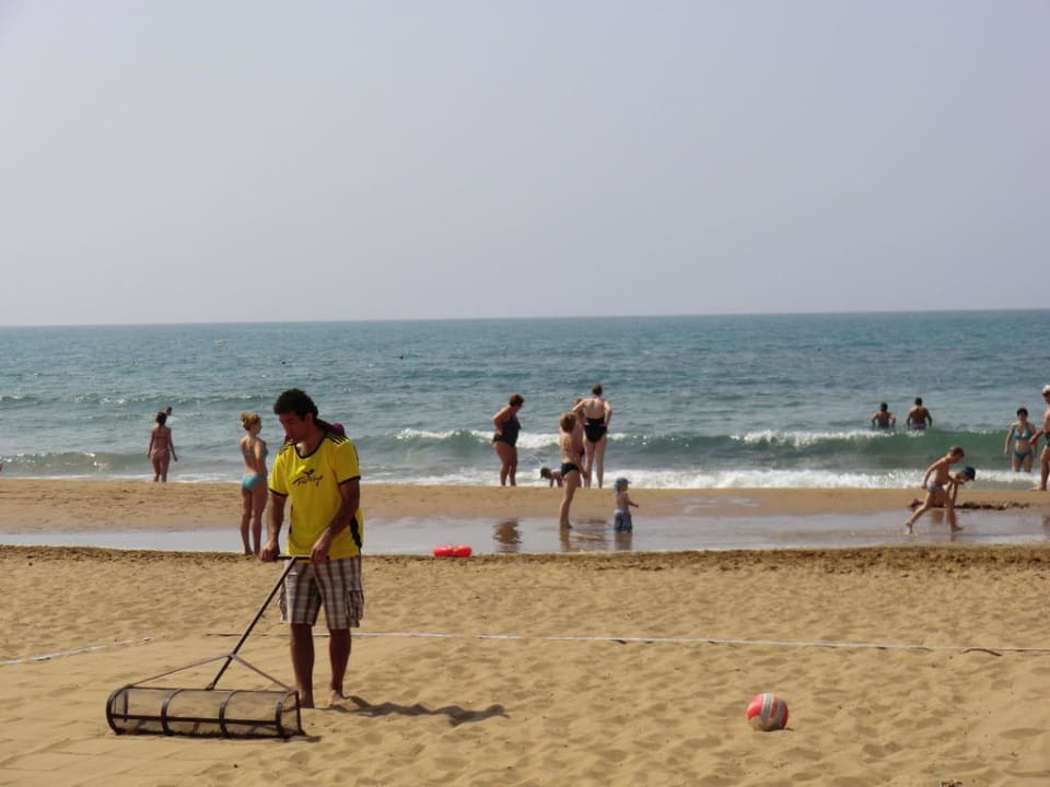 Vorbereitung zum Beach Volleyball Hotel Süral Resort