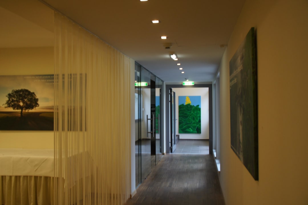 Gang zur Sauna Seminar & Event Hotel Krainerhütte