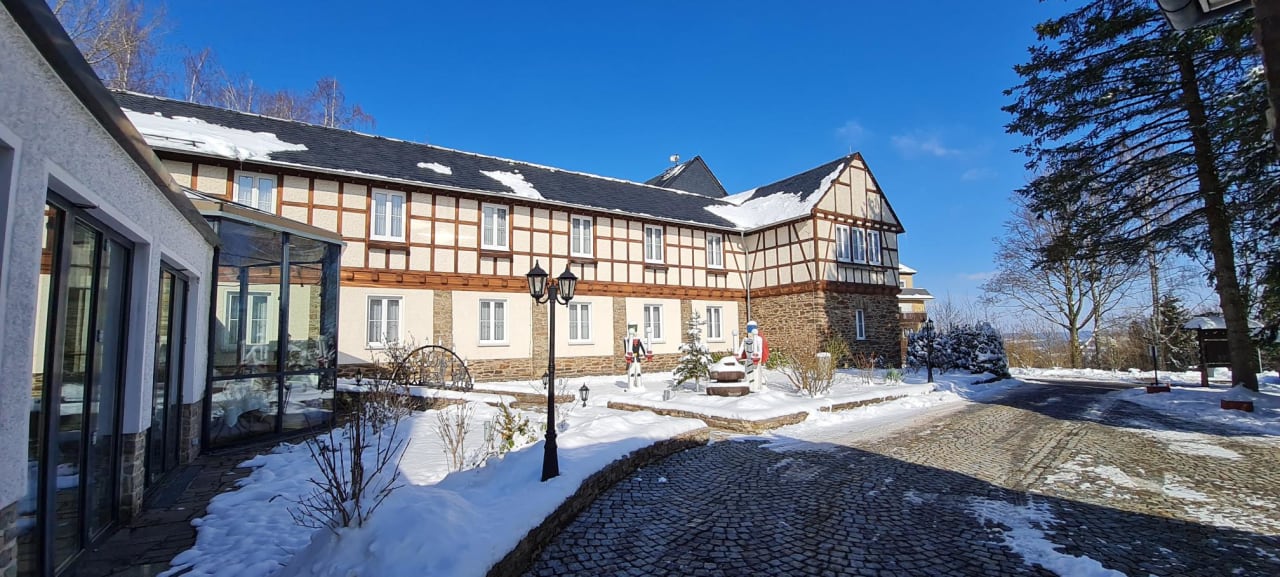 Außenansicht Sonnenhotel Hoher Hahn