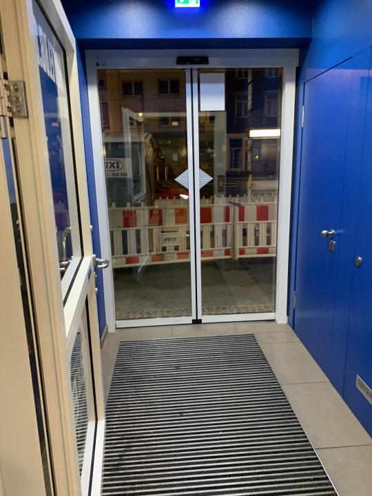 Lobby B&B Hotel Frankfurt-Hbf