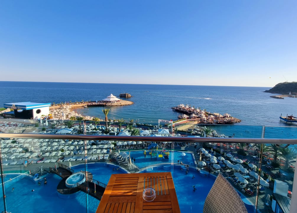 Ausblick Granada Luxury Okurcalar