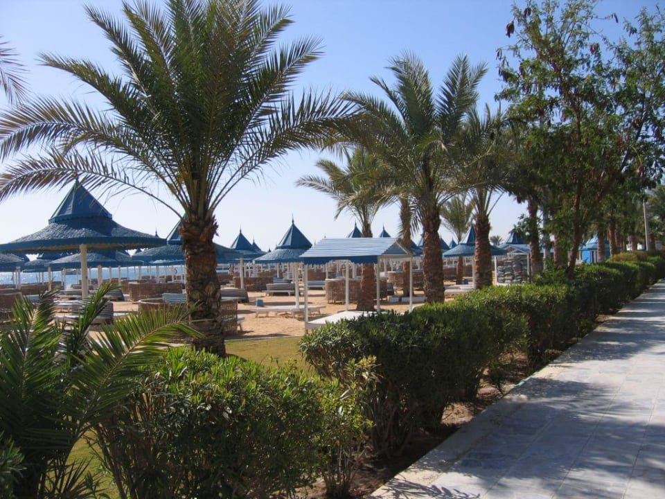 Auf dem Weg zum Strand The Grand Hotel Hurghada