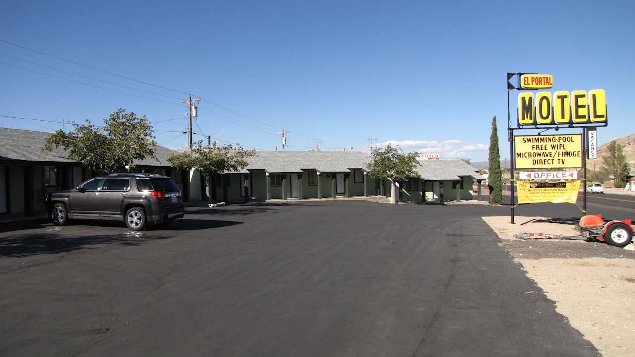 Vorderansicht Motel El Portal