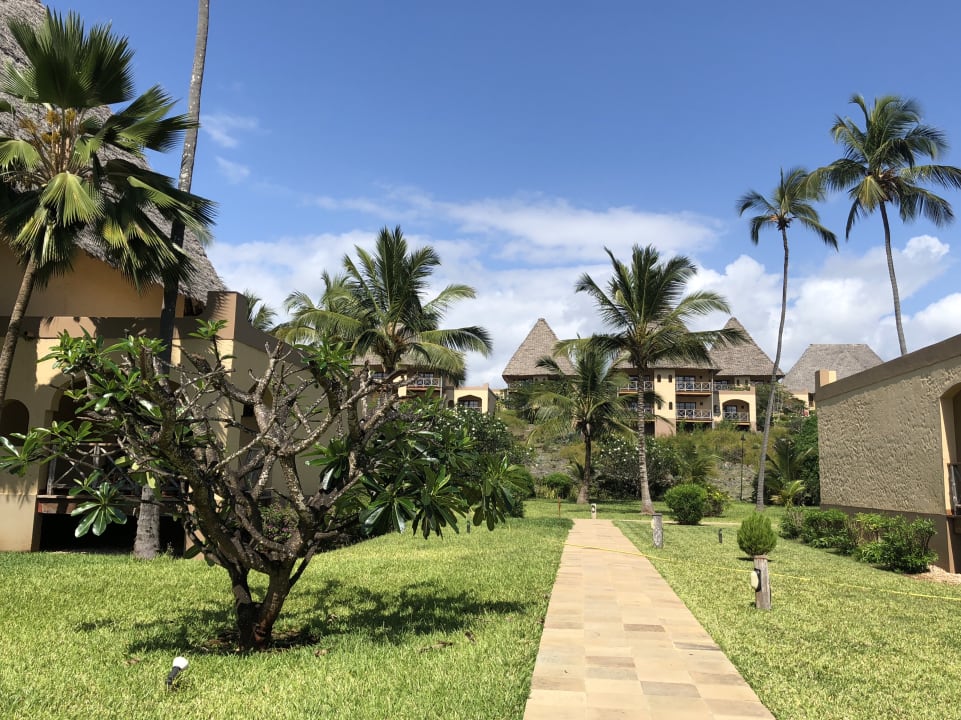 Gartenanlage Neptune Pwani Beach Resort & Spa