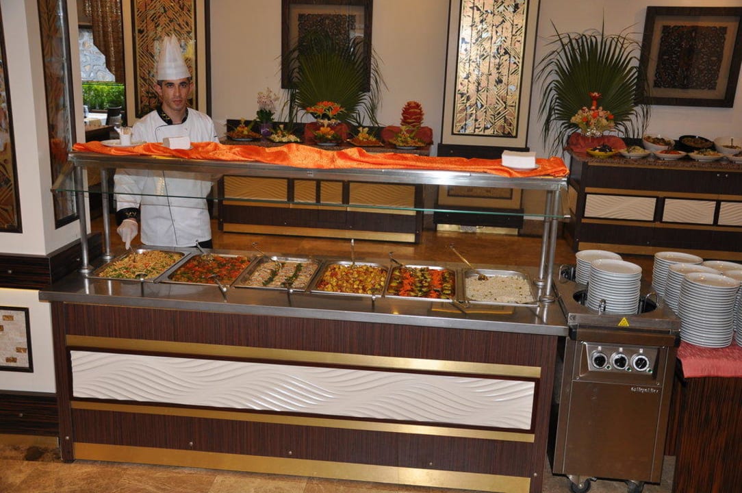 Buffet Hotel Kleopatra Ada