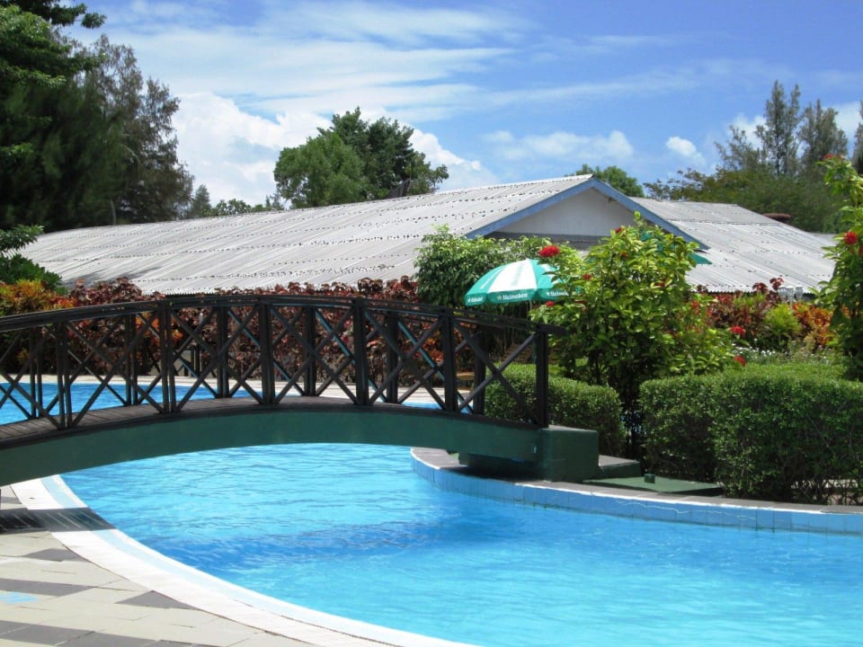Pool Equator Village Resort