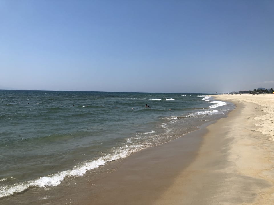 Strand Melia Danang Beach Resort