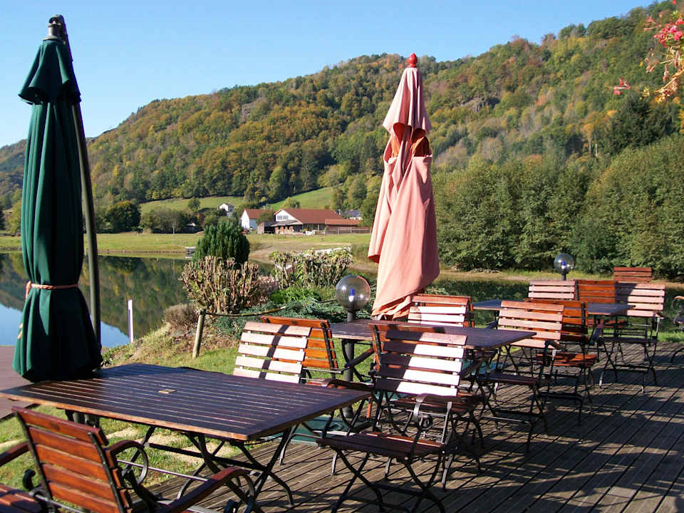Terrasse du restaurant Hotel Lac des Graves