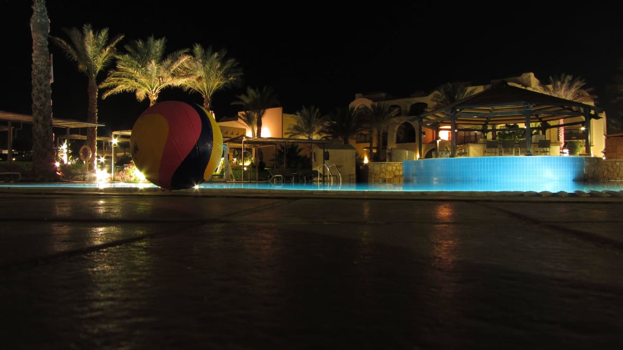 Pool JAZ Neo Saraya Palms