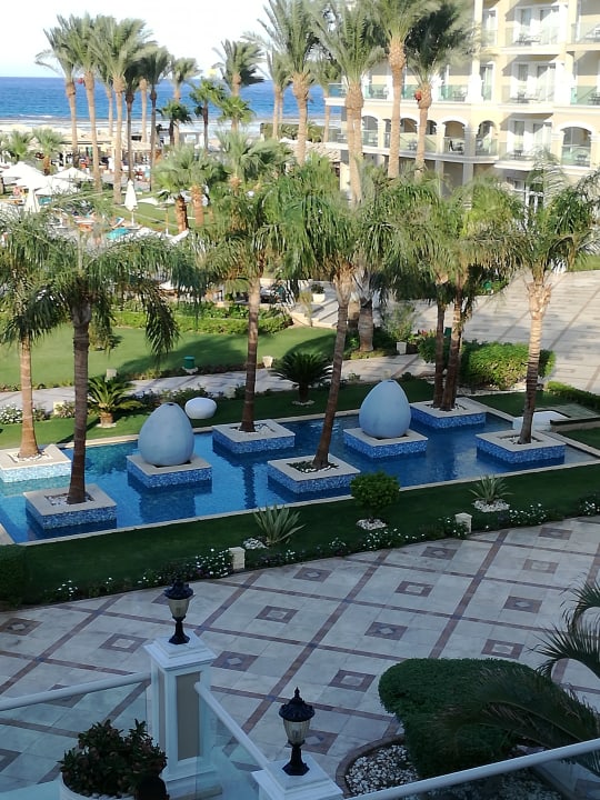 Pool Premier Le Reve Hotel & Spa