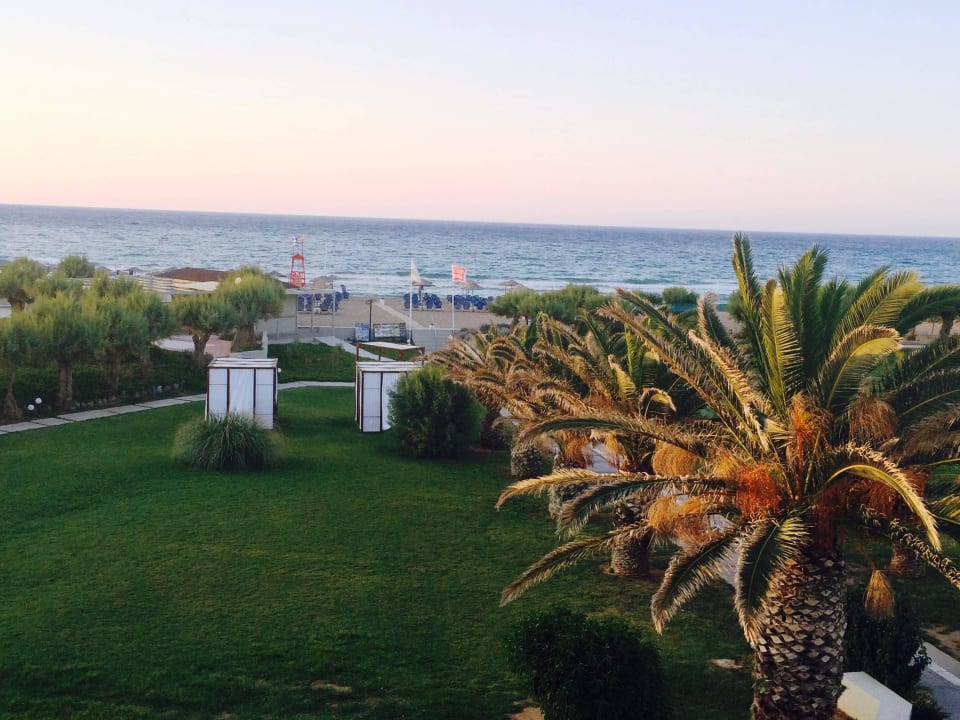 Aussicht zum Meer Santa Marina Beach